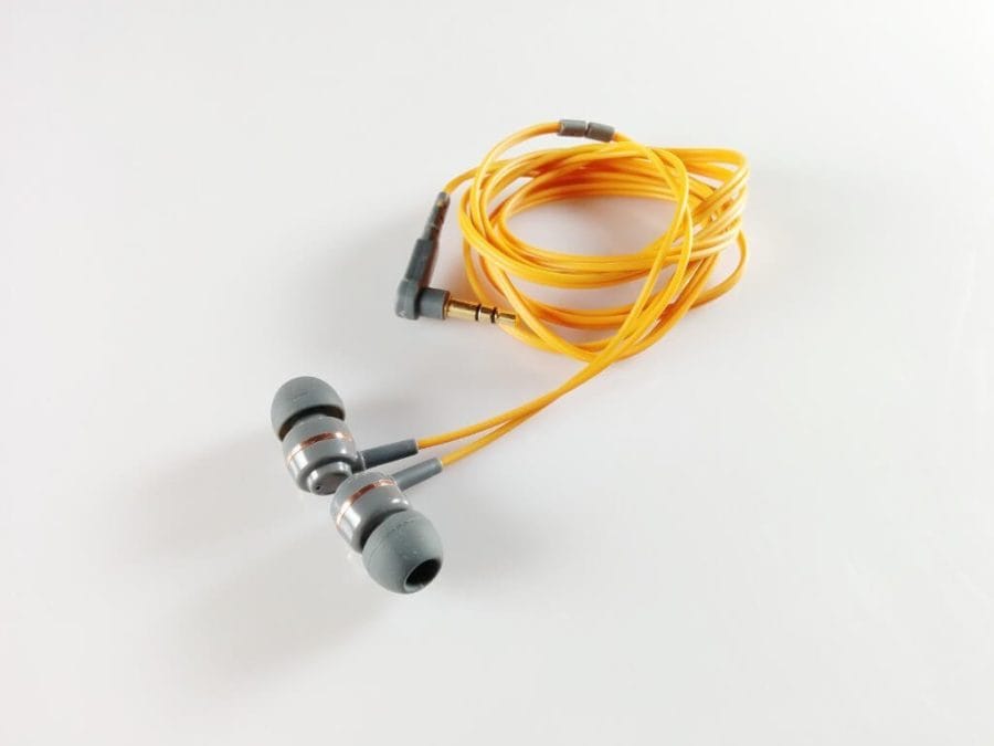 SoundMAGIC ES18 In-Ear Test und Review