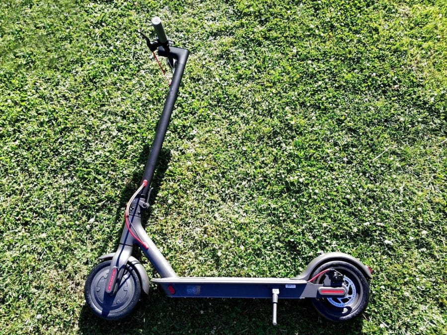 Xiaomi M365 Scooter (1)