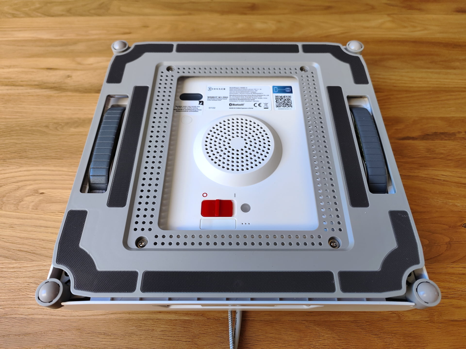 Test de l'Ecovacs Winbot W1 Pro : le robot laveur de vitres chic et choc