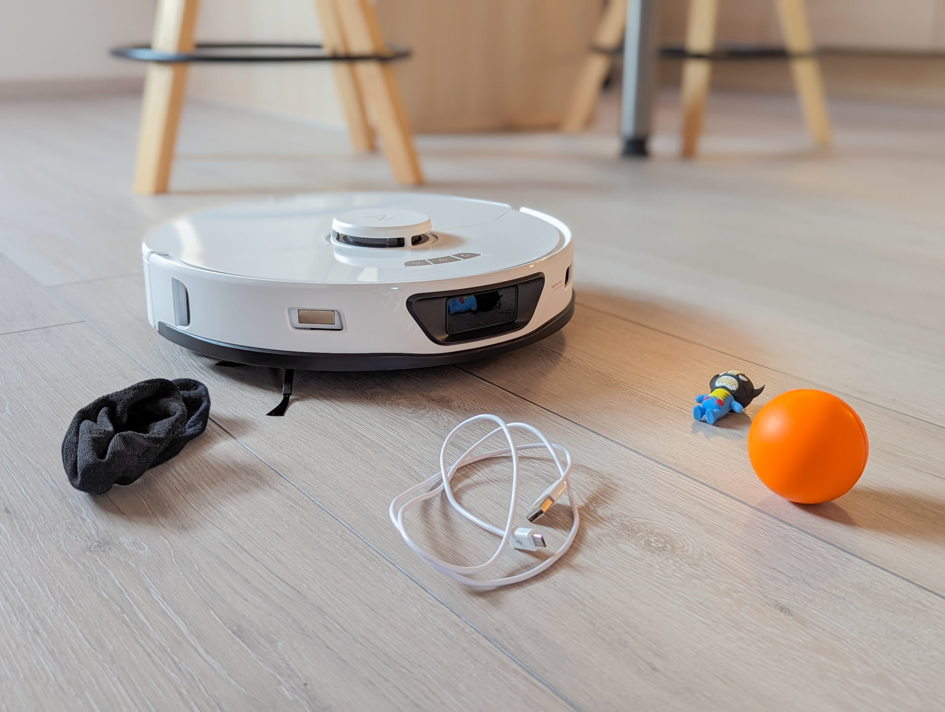 Roborock Unveils Q Revo MaxV: A Breakthrough in Intelligent Home Robotics 